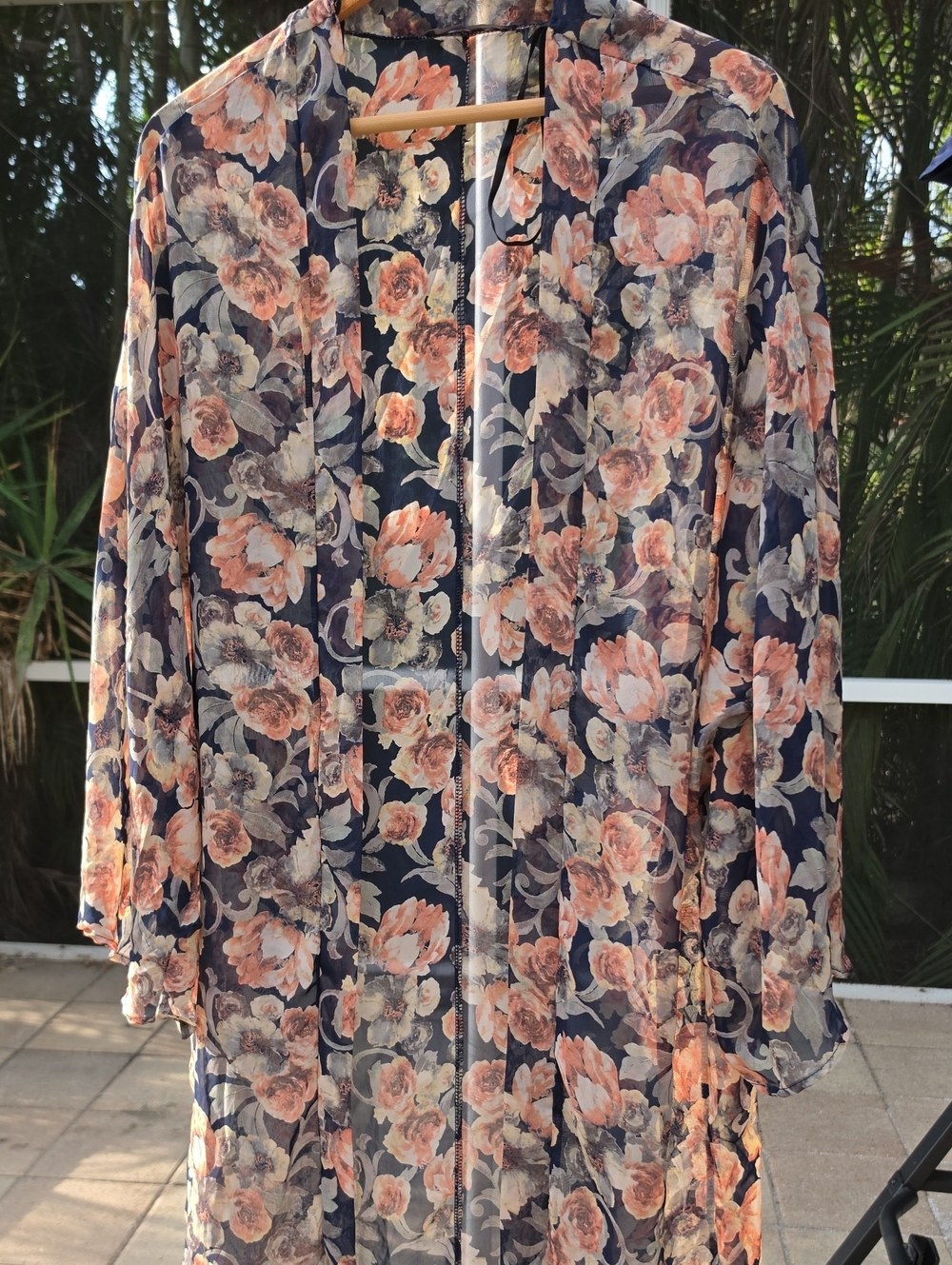 KIMONO with Peach Blooms